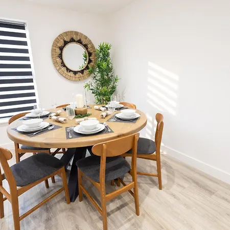 Stylist 2Bd Flat Watford Central Exterior photo
