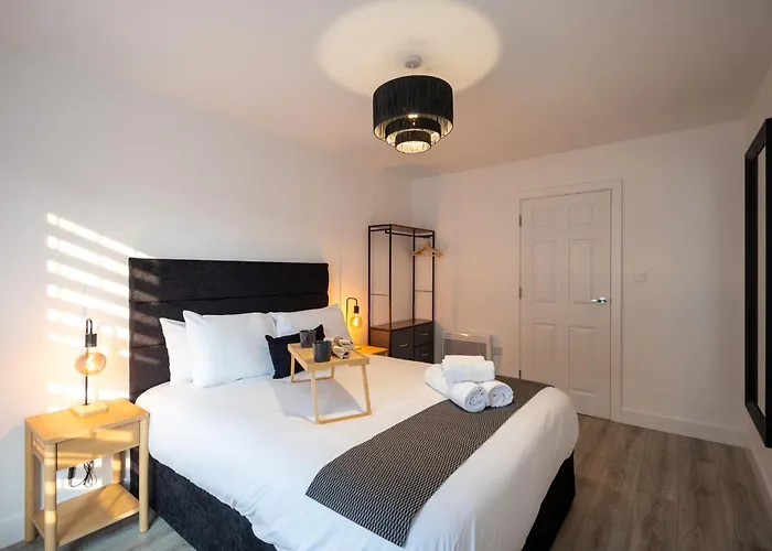 Stylist 2Bd Flat Watford Central